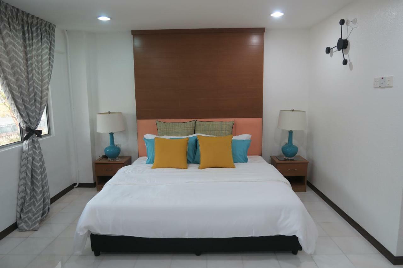 Loft 3 Apartment Паданг Бесар Екстериор снимка