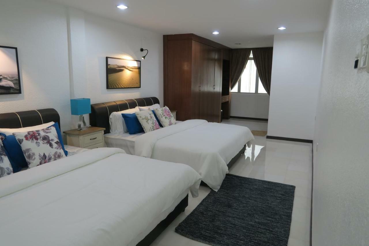 Loft 3 Apartment Паданг Бесар Екстериор снимка