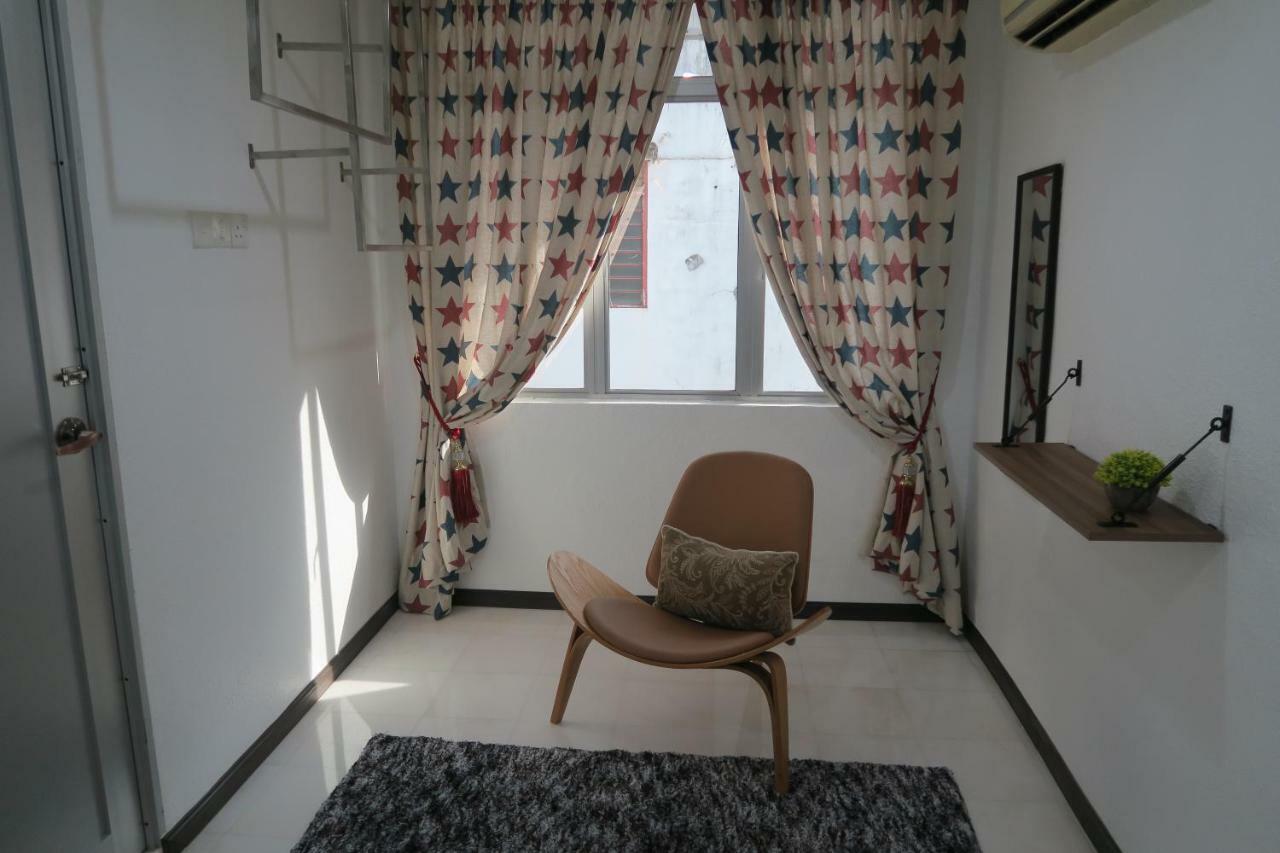 Loft 3 Apartment Паданг Бесар Екстериор снимка