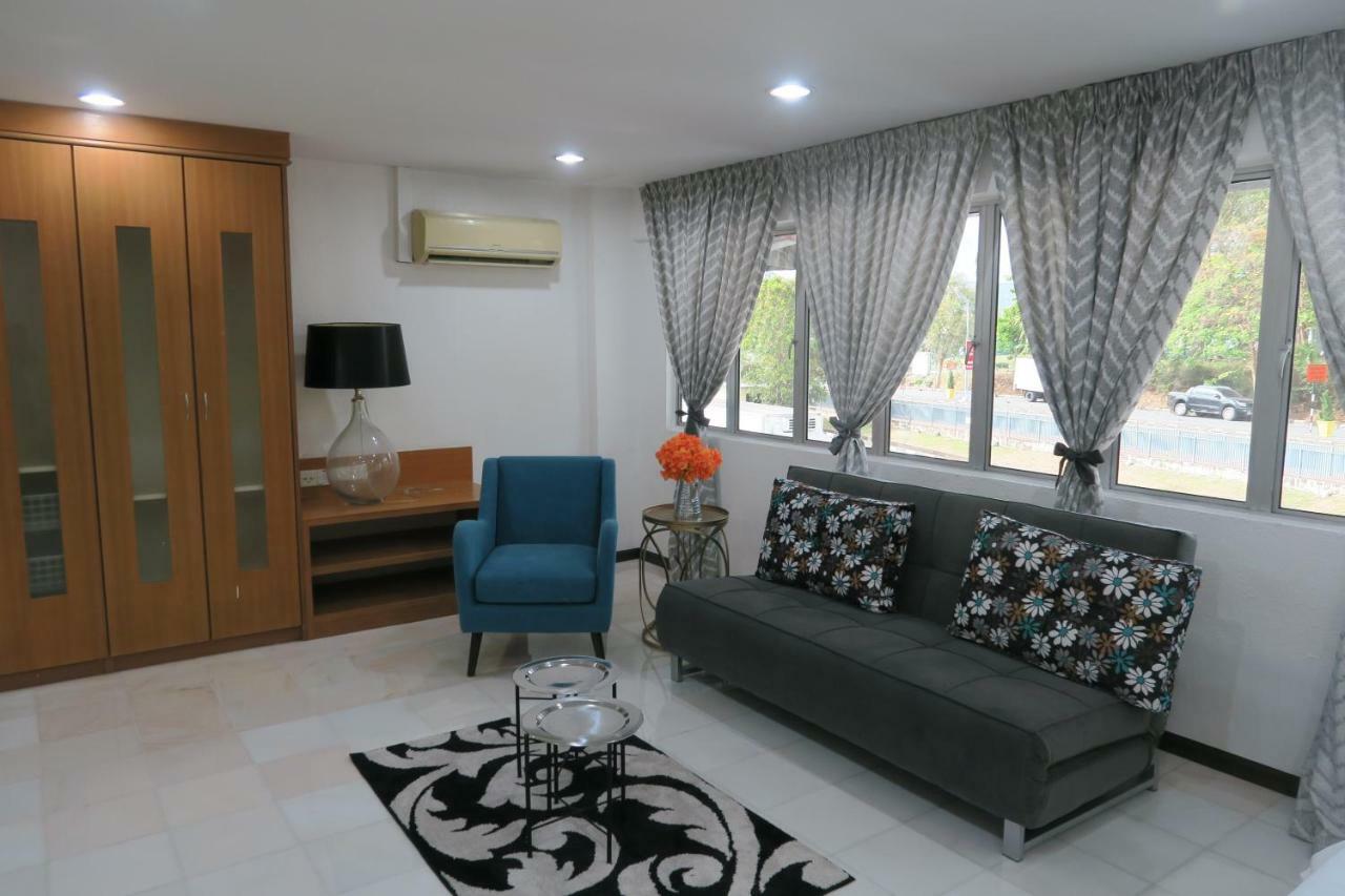 Loft 3 Apartment Паданг Бесар Екстериор снимка