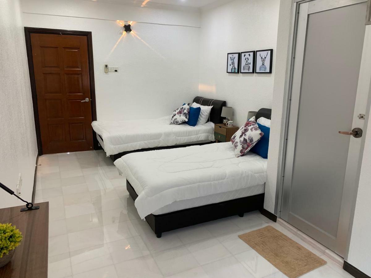Loft 3 Apartment Паданг Бесар Екстериор снимка