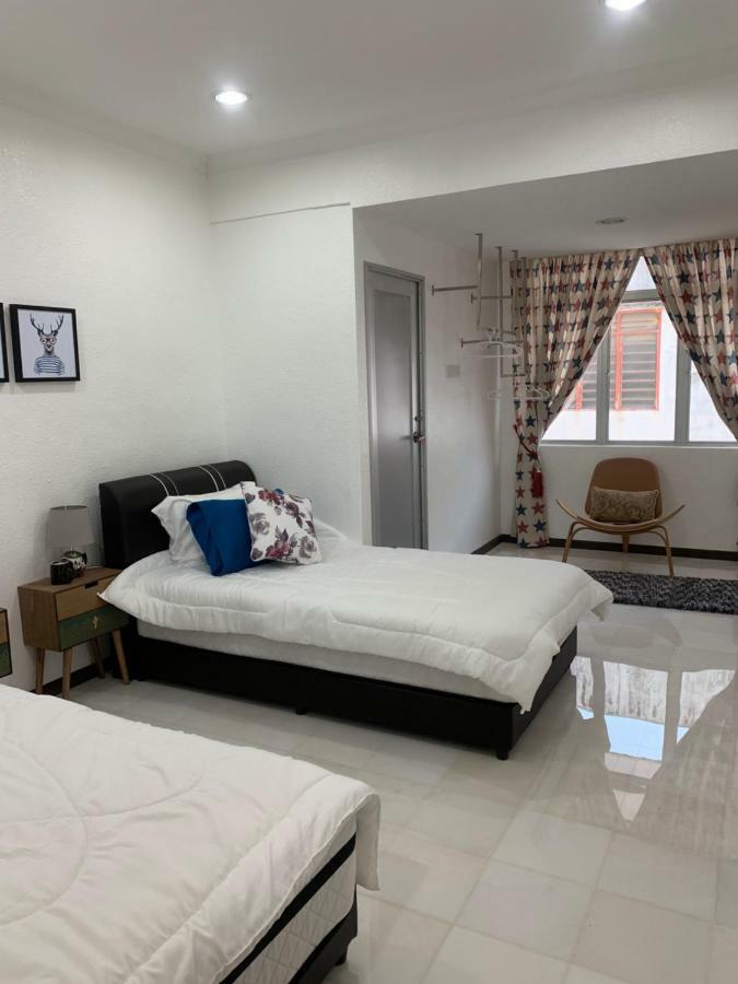 Loft 3 Apartment Паданг Бесар Екстериор снимка