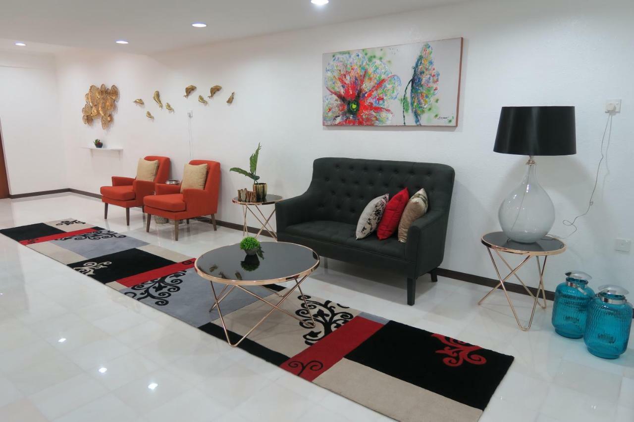 Loft 3 Apartment Паданг Бесар Екстериор снимка